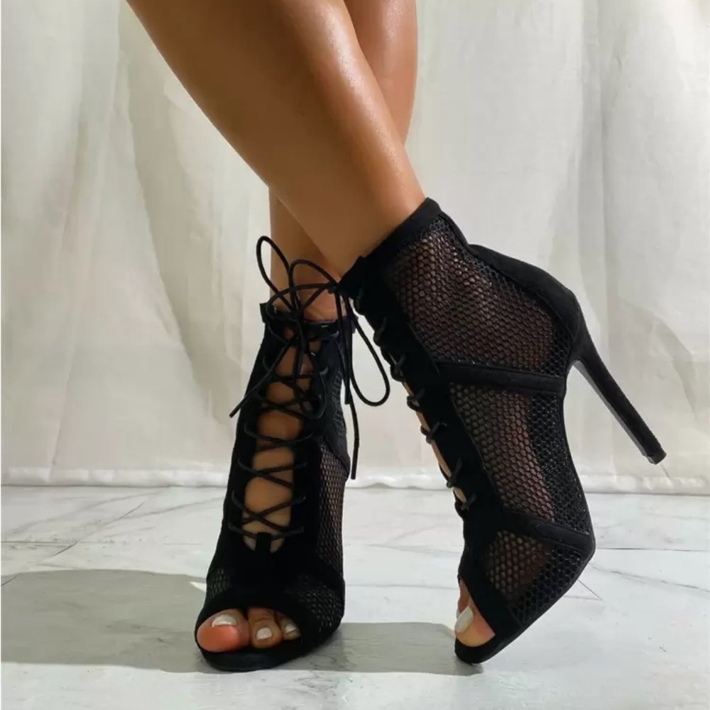 Elegant Black Lace-Up Heels